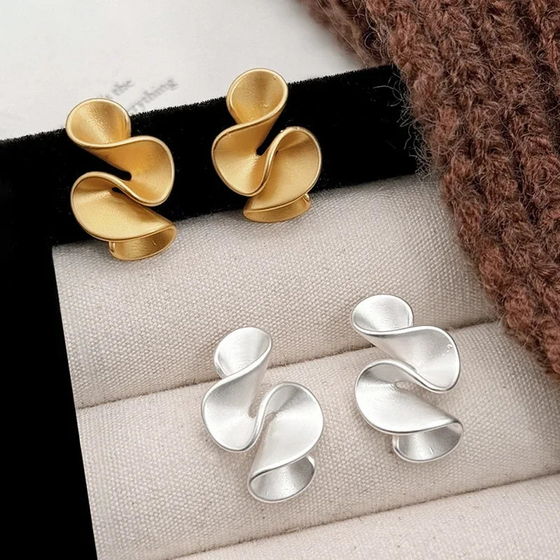 Twisted Flower Stud Earring